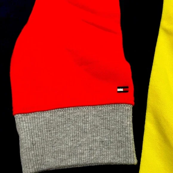 Tommy Hilfiger color-block hoodie for boys size L - Picture 5 of 9